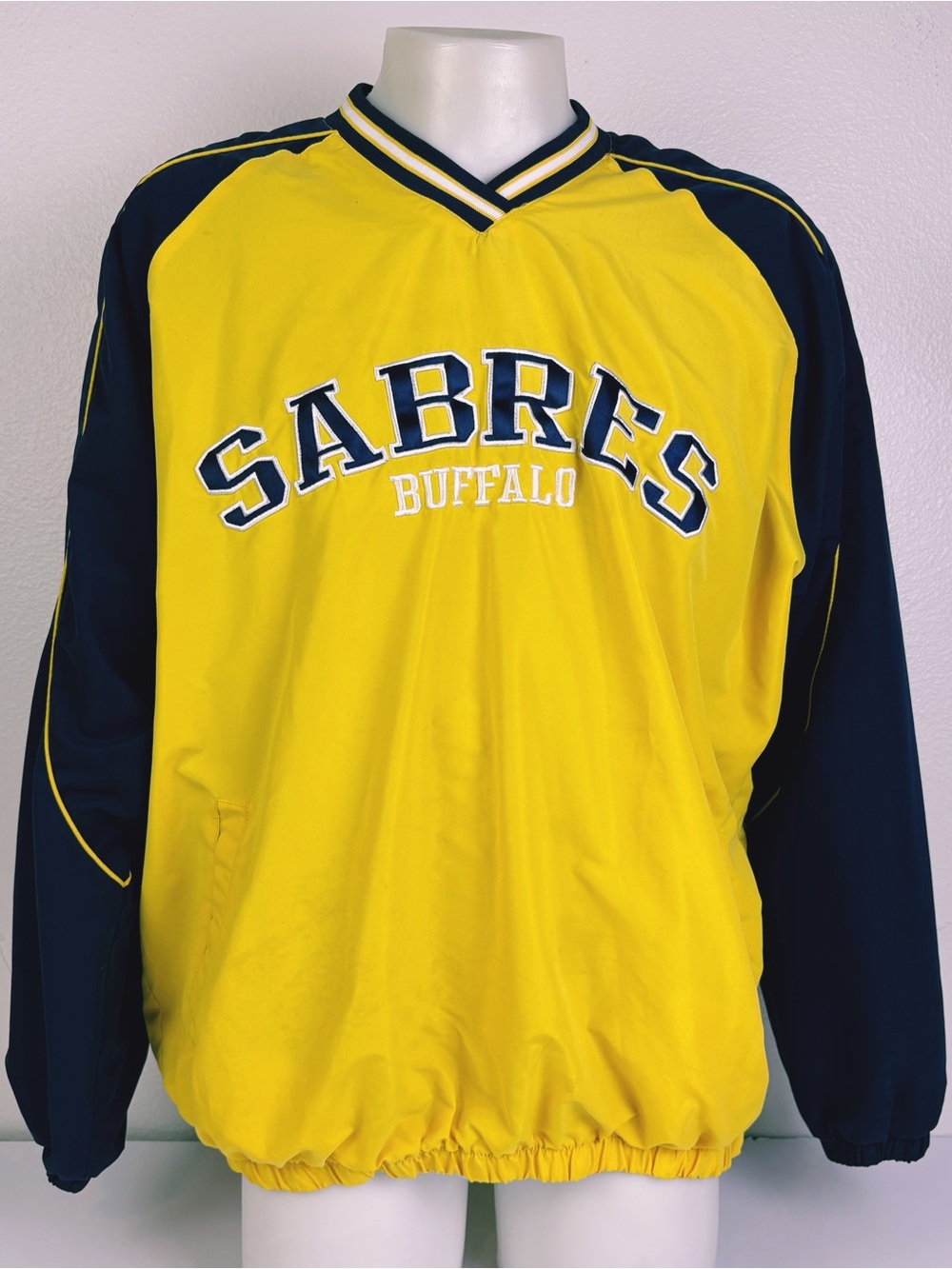 Buffalo Sabres NHL Men’s XL Pullover Windbreaker Jacket Yellow Navy